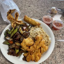 Star Chinese Cafe - Garlic beef , sweet and sour chicken, fried rice, egg roll and cream cheese wontons
