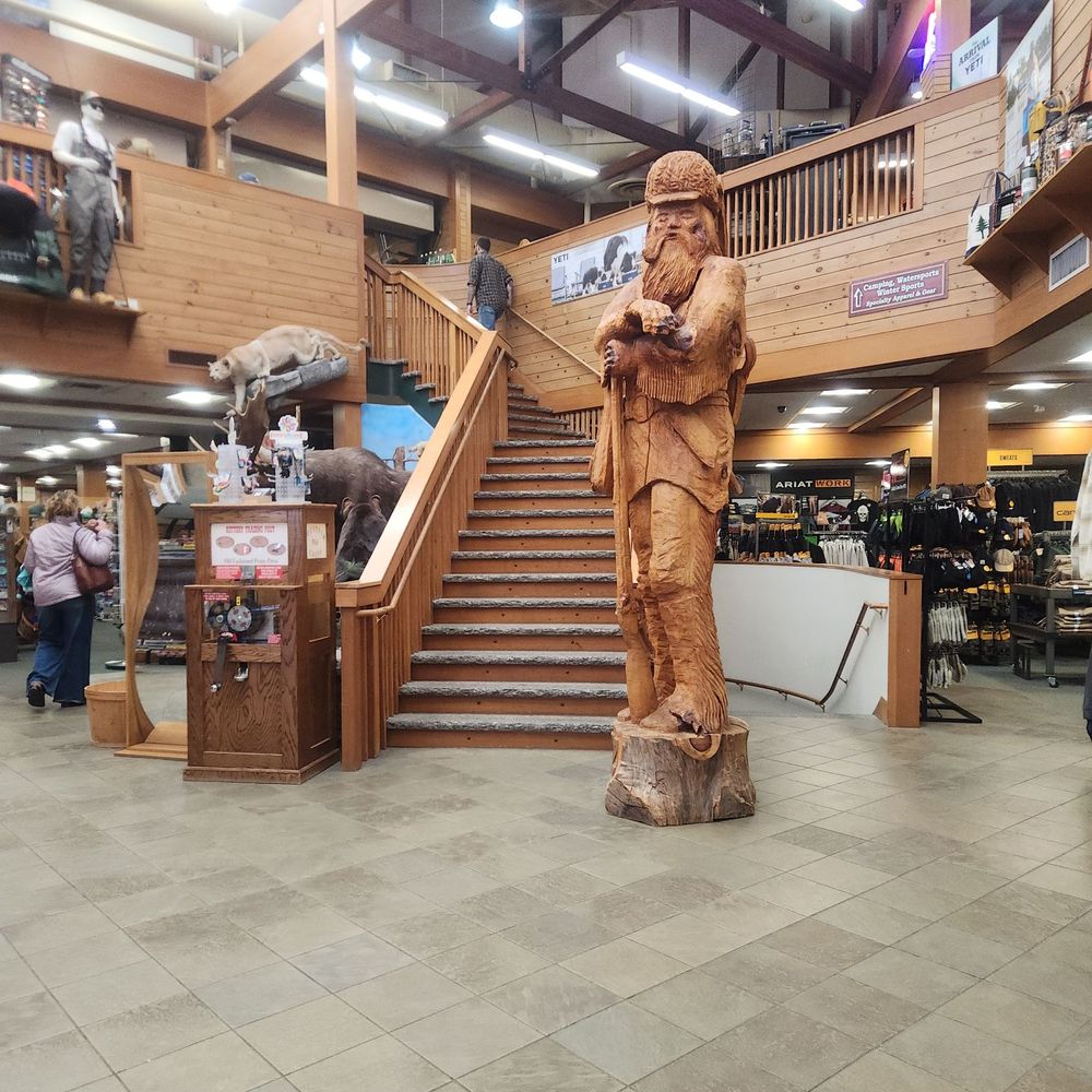 Kittery Trading Post - Hunting & Fishing Supplies Near Me - Kittery, Maine Kittery Trading Post - Hunting & Fishing Supplies Near Me - Kittery, Maine