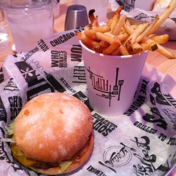 Flipt - My little 1/4 lb. burger with cheddar cheese. Yummmm. - Burgers Near Me - Des Plaines, Illinois