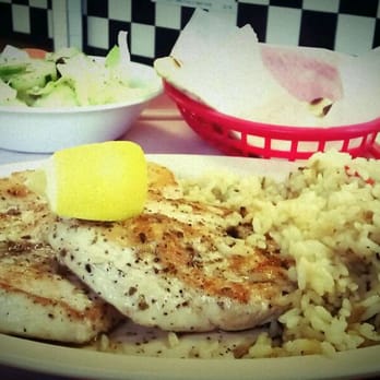 Ariston Restaurant - Greek Chicken Breast Dinner - Fast Food Near Me - Bellwood, Illinois