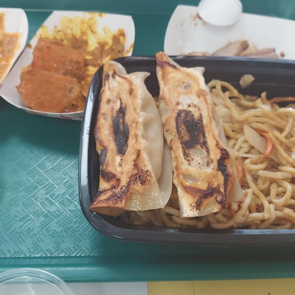 A-Pou's Taste - Potstickers with lo-mein, and some complementary samplers... - Taiwanese Near Me - Brooklyn, New York A-Pou's Taste - Potstickers with lo-mein, and some complementary samplers... - Taiwanese Near Me - Brooklyn, New York