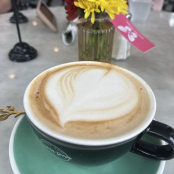 Le Petit Paris San Pablo - Oatmilk latte - delicious - French Near Me - Jacksonville, Florida Le Petit Paris San Pablo - Oatmilk latte - delicious - French Near Me - Jacksonville, Florida