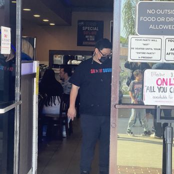 Show Sushi - Rude Staff - Sushi Bars Near Me - San Dimas, California