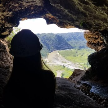 Cueva Ventana - Hiking Near Me