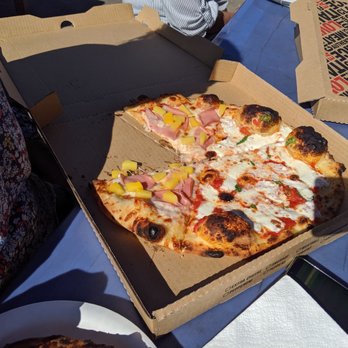 Dixie Pizza Wagon - Margherita / Luau (Hawaiian) Pizza - Street Vendors Near Me - Hurricane, Utah Dixie Pizza Wagon - Margherita / Luau (Hawaiian) Pizza - Street Vendors Near Me - Hurricane, Utah