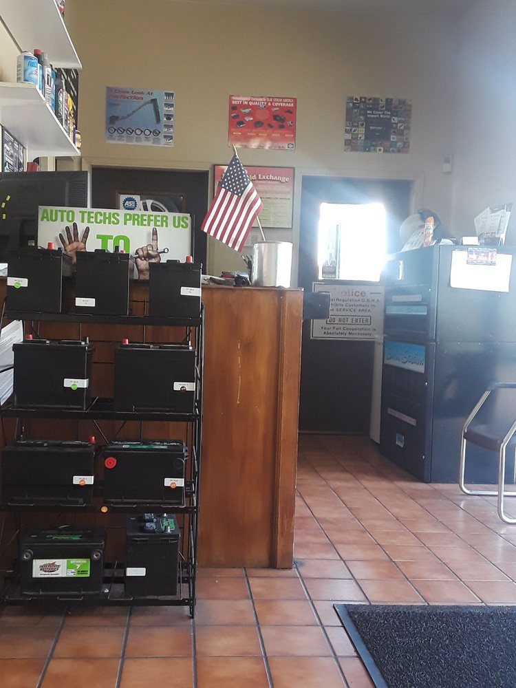 TICO’S AUTO CENTER Updated October 2024 21 Reviews 651 N McCarran