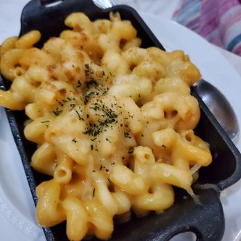 Ritmo Kitchen and Lounge - Mac n cheese - Lounges Near Me - Bakersfield, California