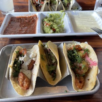 Green Lemon - Trio Dip, KFT taco, Carne Asada taco and Shrimp taco - Mexican Near Me - Tampa, Florida