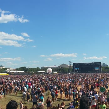 Lollapalooza - The crowd for Cold War Kids and Tove Lo - Festivals Near Me - Chicago, Illinois Lollapalooza - The crowd for Cold War Kids and Tove Lo - Festivals Near Me - Chicago, Illinois
