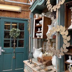 Spring Brook Farm Country Store