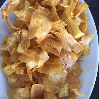 El Sarten Restaurant & Lounge - Best mariquitas ever! - Cuban Near Me - Hialeah, Florida