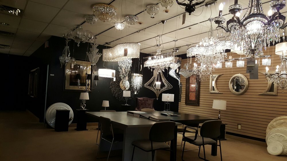 MICHIGAN CHANDELIER Updated September 2024 21 Photos 190 E Maple