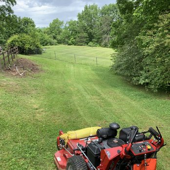 B & B Cut Rite Lawn Service - Professional equipment that performs beautiful cuts! - Lawn Services Near Me B & B Cut Rite Lawn Service - Professional equipment that performs beautiful cuts! - Lawn Services Near Me