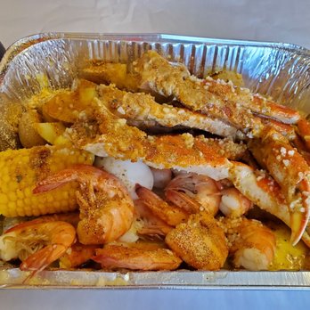Mad Crab Seafood - Seafood Near Me - Orlando, Florida