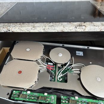 Pacific Sales Kitchen & Bath - Glass cooktop that fell apart - Kitchen & Bath Near Me - San Diego, California Pacific Sales Kitchen & Bath - Glass cooktop that fell apart - Kitchen & Bath Near Me - San Diego, California