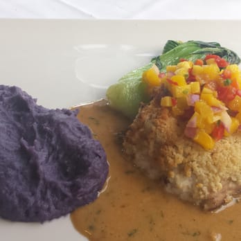Chart House - Mac nut crusted Mahi - Seafood Near Me - Monterey, California