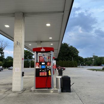 Casey's - Gas Stations Near Me - Highland Park, Illinois Casey's - Gas Stations Near Me - Highland Park, Illinois
