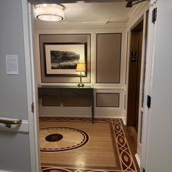 The Stanford Park Hotel - Elevator