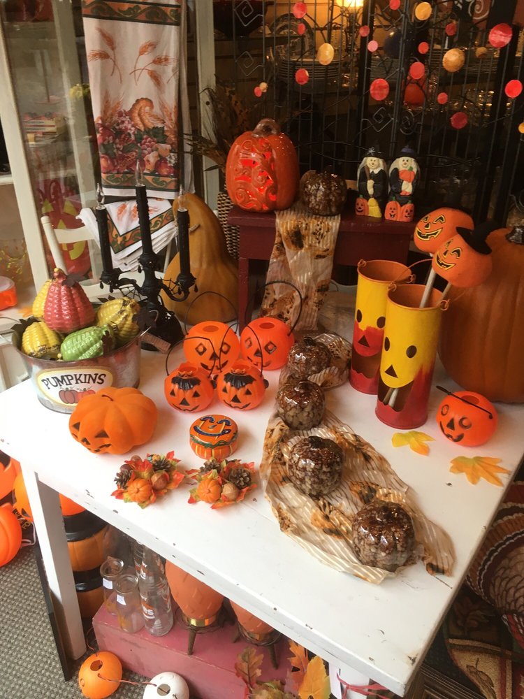 BALTIMORE STREET COLLECTIBLES Updated October 2024 17 Photos 43