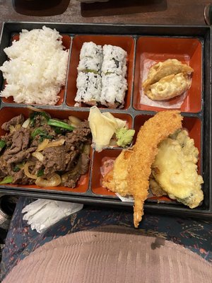 Tomo Sushi & Karaoke by null