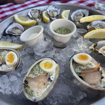 Bruma - Abalone & oysters - Wineries Near Me - Ensenada, BCN