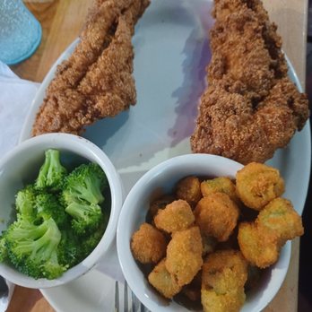 Logan's Roadhouse - Catfish ,okra broccoli - Steakhouses Near Me - Gulfport, Mississippi Logan's Roadhouse - Catfish ,okra broccoli - Steakhouses Near Me - Gulfport, Mississippi