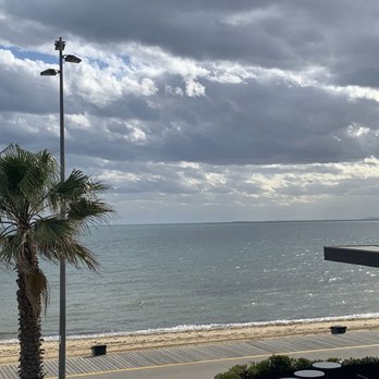 Captain Baxter - Views!! - Cocktail Bars Near Me - St Kilda, VIC Captain Baxter - Views!! - Cocktail Bars Near Me - St Kilda, VIC