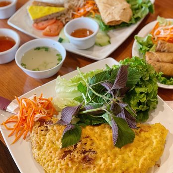 Pho Lovers - Bánh xèo (Vietnamese savory crepe) - Vietnamese Near Me - Sunnyvale, California Pho Lovers - Bánh xèo (Vietnamese savory crepe) - Vietnamese Near Me - Sunnyvale, California