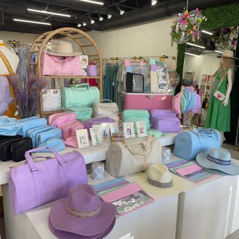 Stash Apparel & Gifts - Men's Clothing Near Me - Tulsa, Oklahoma