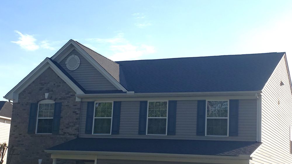 Slide of Pro Roofing Contractor