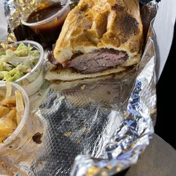 Had to show my beautiful sandwich, look at that toasty fresh bun and all that meat!! Had to show my beautiful sandwich, look at that toasty fresh bun and all that meat!!