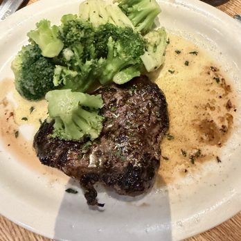 Copper River Grill - 6oz. Sirloin Steak - Steakhouses Near Me - Nicholasville, Kentucky Copper River Grill - 6oz. Sirloin Steak - Steakhouses Near Me - Nicholasville, Kentucky