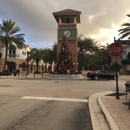 Christmas tree! Christmas tree!