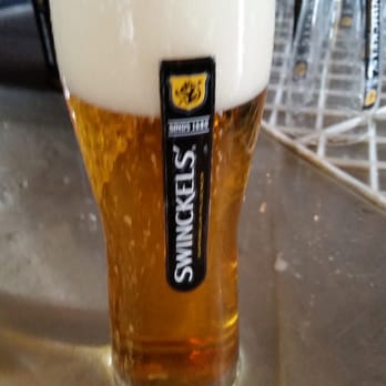 't Oude Stadhuys - Lekker bier van Swinckels Volmaakt! - Restaurants Near Me - Gorinchem, ZH