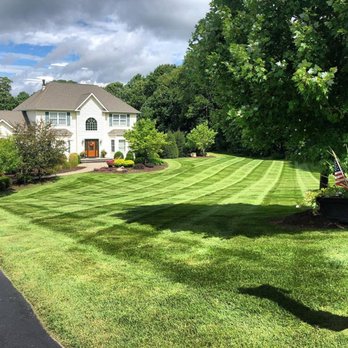 New Hampton Lawn Care - a freshly mowed lawn - Landscaping Near Me - New Hampton, New York