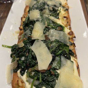 Fiamma Italian Grill - Flatbread pizza - Italian Near Me - Bethlehem, Pennsylvania