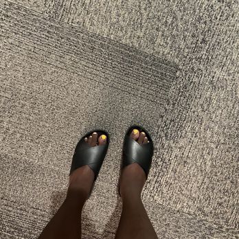 Oakwell Beer Spa - Free slippers they provide - Day Spas Near Me - Denver, Colorado