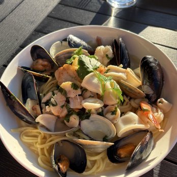 EXIT 13 - Linguini White Pescatore - Italian Near Me - Bryn Mawr, Pennsylvania EXIT 13 - Linguini White Pescatore - Italian Near Me - Bryn Mawr, Pennsylvania