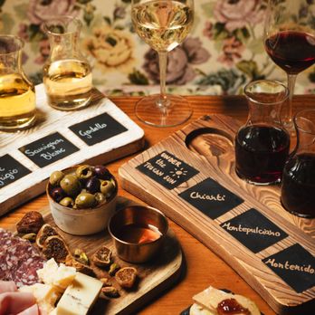 Sospiro - Flight - Wine Bars Near Me - Coral Gables, Florida