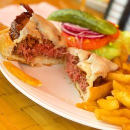 8oz Bacon Cheeseburger