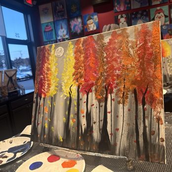 Pinot's Palette - Paint & Sip Near Me - Fishkill, New York