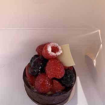 Moulin - seasonal tart - Cafes Near Me - Laguna Beach, California