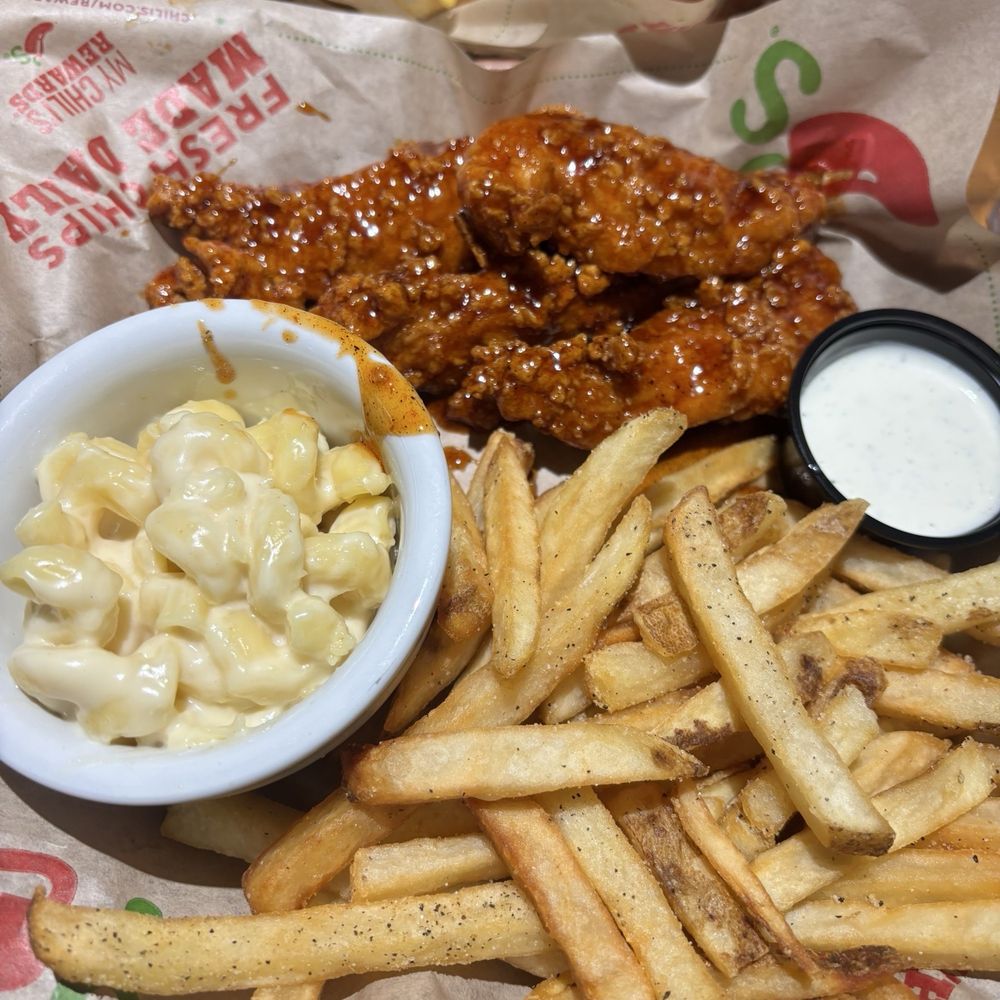 Chili's - Honey-Chipotle Chicken Crispers Combo - Bars Near Me - Katy, Texas
