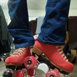 Five Stride Skate Shop - Red Moxi Lilly skates