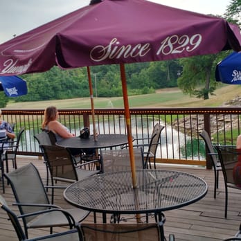 Old 30 BBQ - Patio with lake view - Barbeque Near Me - Bucyrus, Ohio