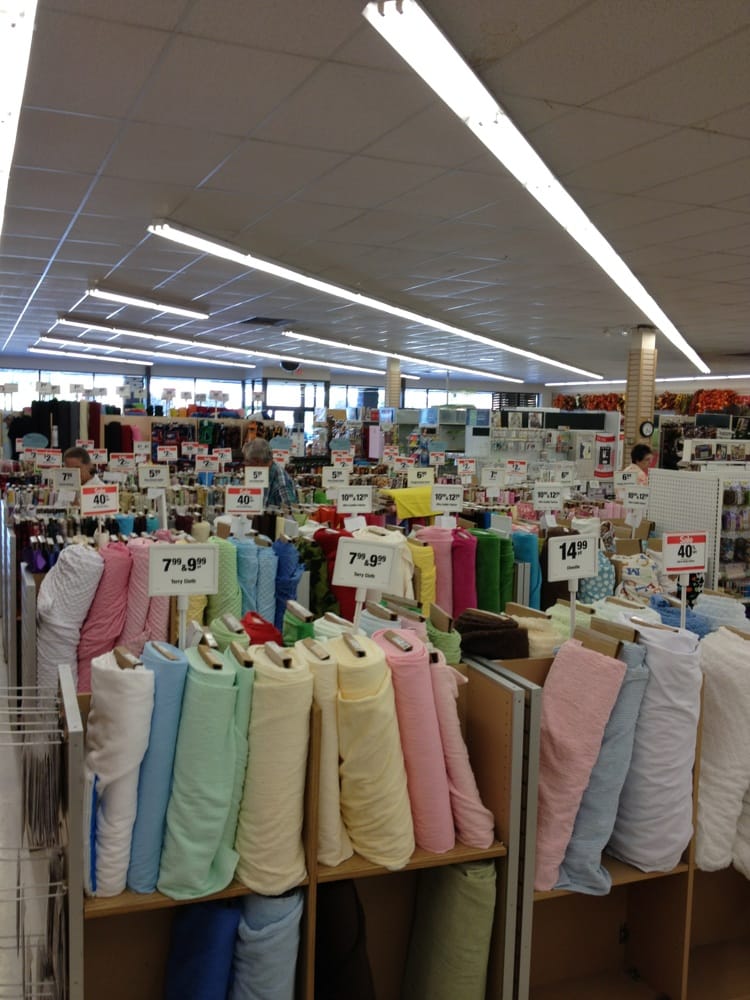 JOANN FABRICS AND CRAFTS Updated September 2024 531 Commerce Dr