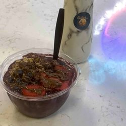 Bella’s Acai Bowl and Bakeshop - Bella Nutella Bowl