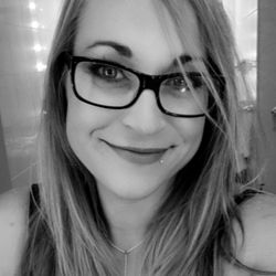 Tagalong Tavern Mobile Bar Services - Chelsea Snapp - Owner & Operator