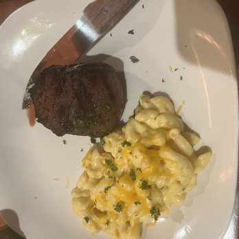 Double D Steak - Filet with Mac and cheese - American Near Me - Fortuna, California Double D Steak - Filet with Mac and cheese - American Near Me - Fortuna, California