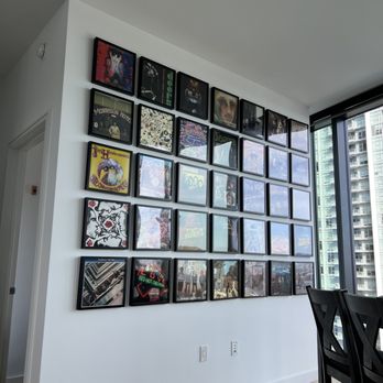 Alex Assembler - Vinyl Wall Alex Created - TV Mounting Near Me